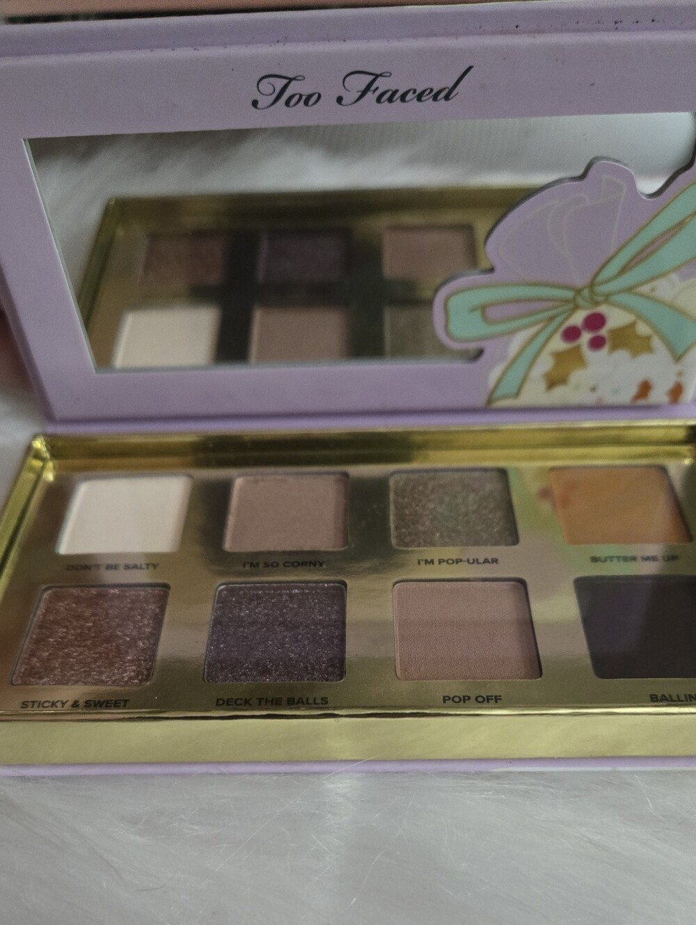 Too Faced Popcorn Balls Bite-sized Eye Shadow Palette With Mirror. NIB - Picture 4 of 4